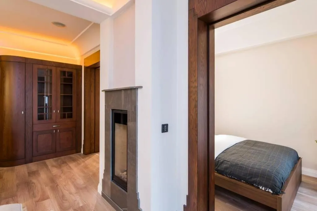 Wonder Homes - Ultra-Modern Flat, 3 Bedroom & 1 Min To Taksim Square Istanbul Turkey